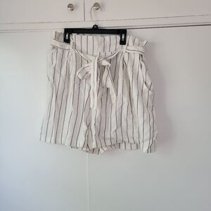 Striped Paperbag Tie-Waist Women's Shorts - White/Black